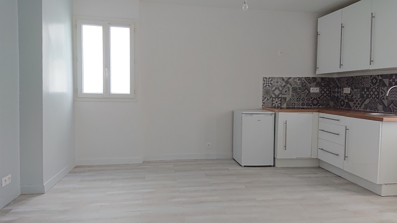 PARIS 20E - NATION-AVRON - F2 en duplex refait a neuf